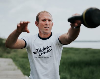 Nicolas Cloteaux, coach sportif et fondateur de LâchezPrise à Quimper, prtrait de Tost Magazine