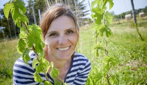 Sara Bambagiotti, co-fondatrice de la Brasserie Merlin, Penmarc'h - Magazine BRETONS Vivre en Cornouaille. Et si c'était le bonheur?