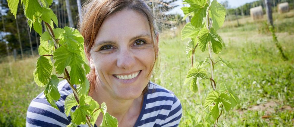 Sara Bambagiotti, co-fondatrice de la Brasserie Merlin, Penmarc'h - Magazine BRETONS Vivre en Cornouaille. Et si c'était le bonheur?