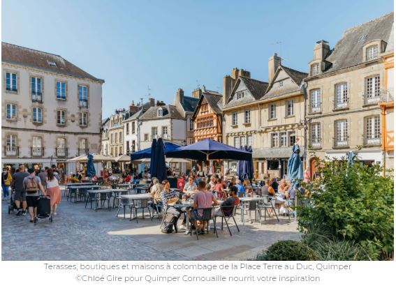 Terrasses de Quimper, place terre aux Ducs,  Crédit Chloé Gire pour Quimper Cornouaille nourrit votre inspiration